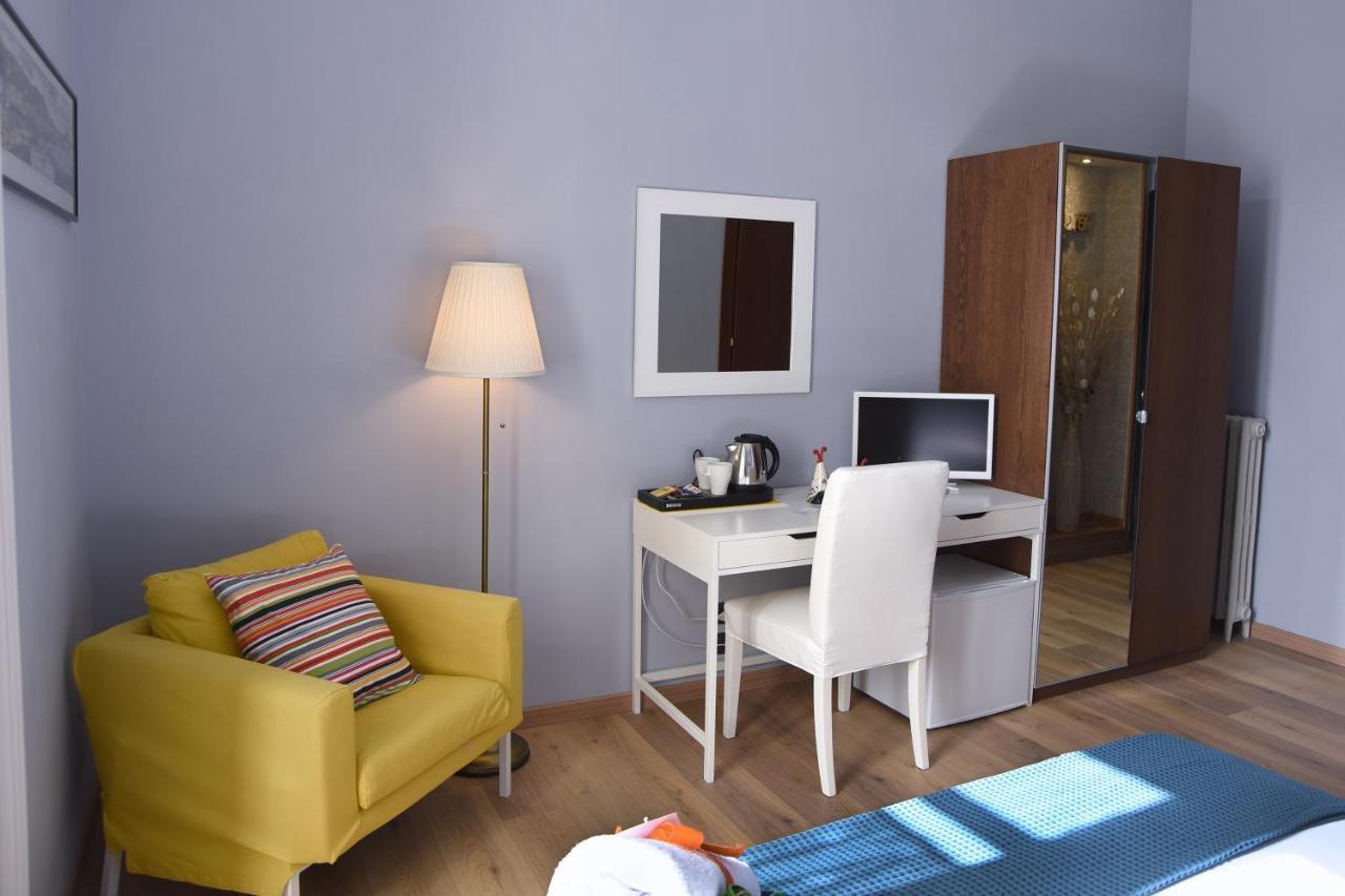 La Dimora Luca Giordano Bed & Breakfast Napoli Exterior foto